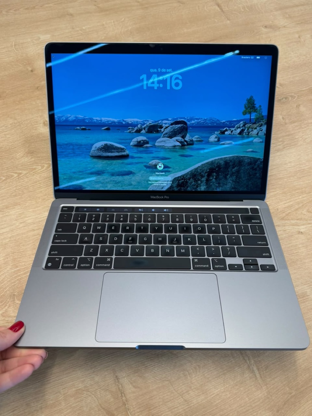 MacBook Pro 2020 - 13" - M1 - 16gb