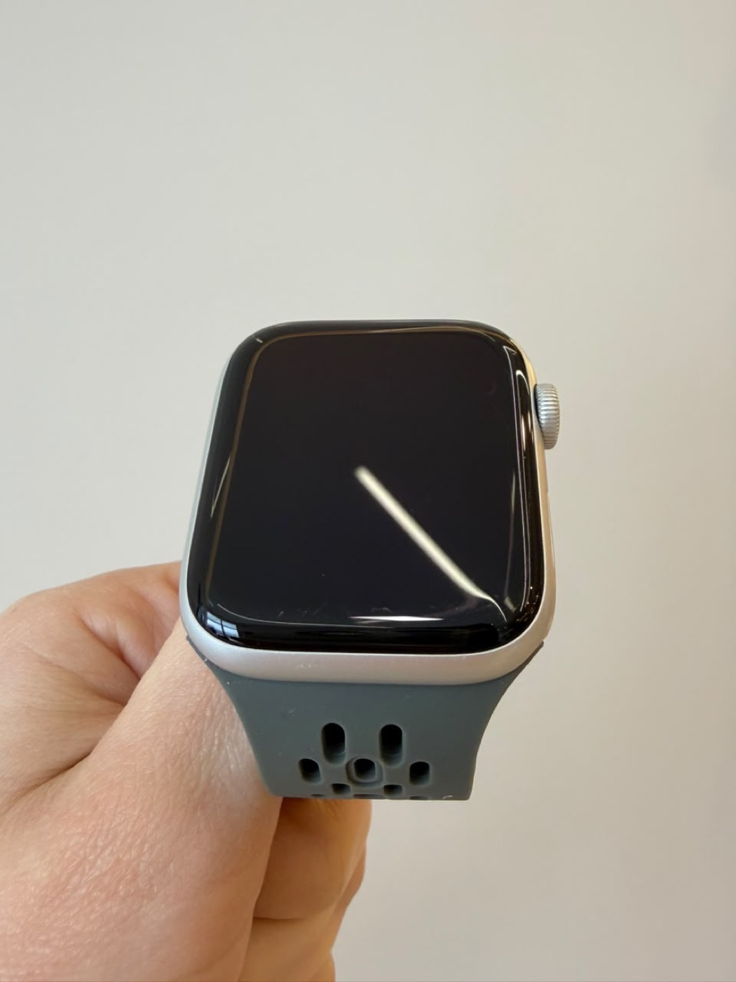 Watch SE 44mm