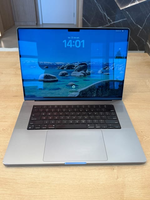 MacBook Pro 2021 - 16" - M1 Pro - 16gb